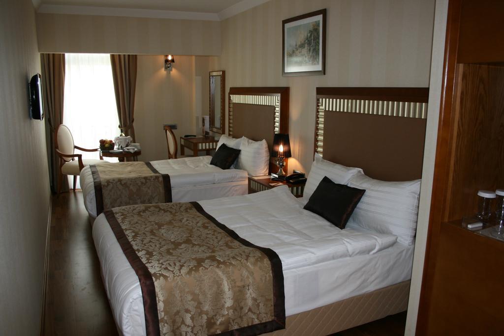 מלון Nova Plaza Park 4*